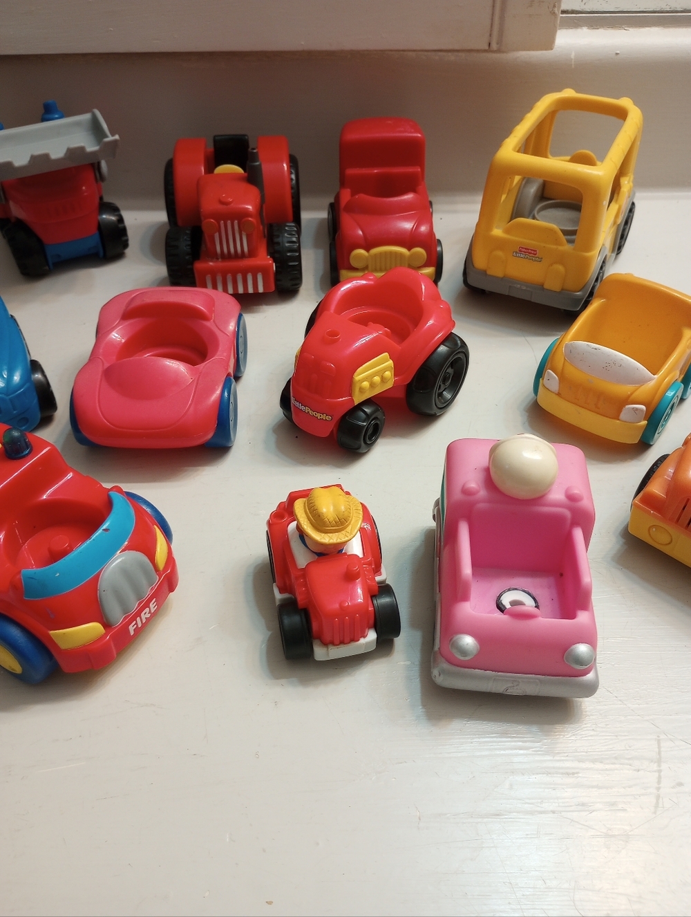 Fisher Price Little People Bundle Of 12 Miscellaneous Vehicles - Picture 4 of 8